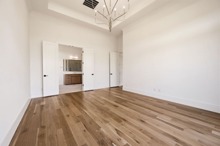 Spacious, unfurnished interior of a new home in Fleming Pointe, Fort Worth (Image 45).