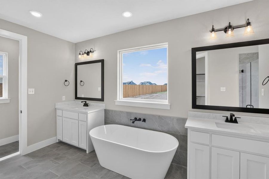 Furnished interior view inside a new home in Coyote Crossing, Godley (Image 15). Furnished interior view inside a new home in Coyote Crossing, Godley (Image 15).