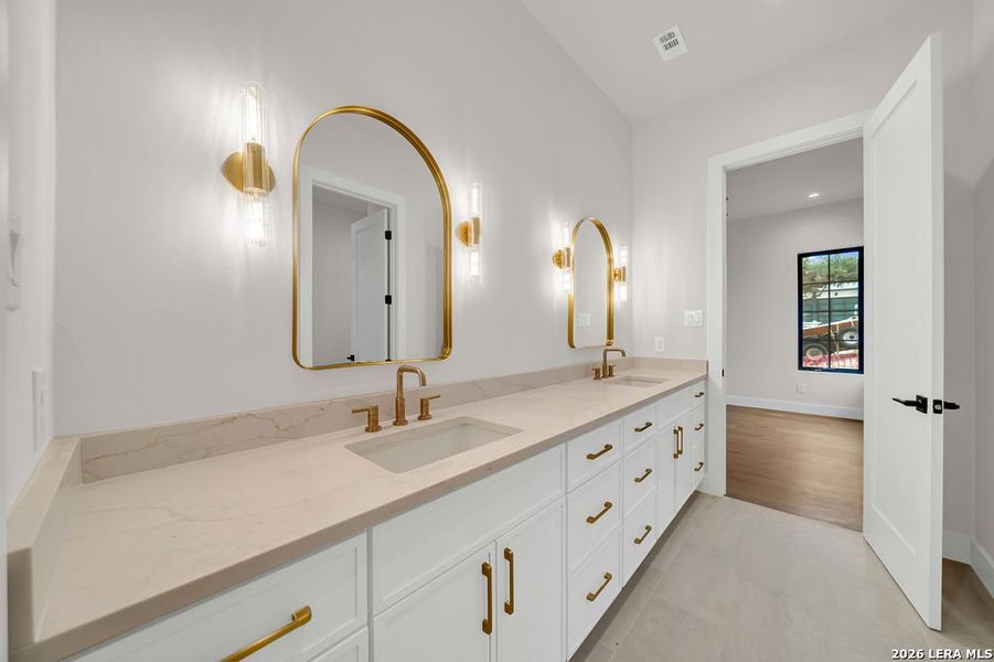 Furnished interior view inside a new home in , San Antonio (Image 40).