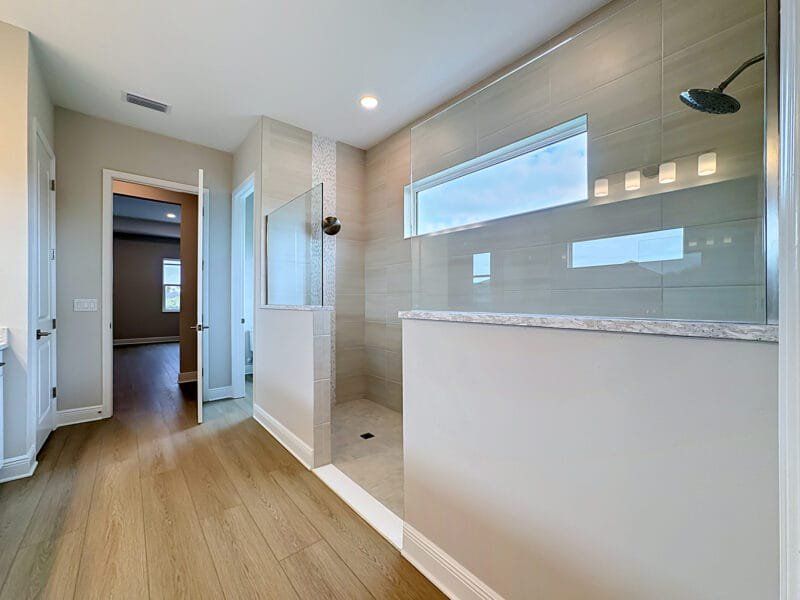 Spacious, unfurnished interior of a new home in River Preserve Estates, Parrish (Image 45).
