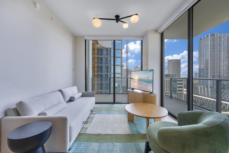 019_trevisuality_11_ne_6th_st_2201-19_30