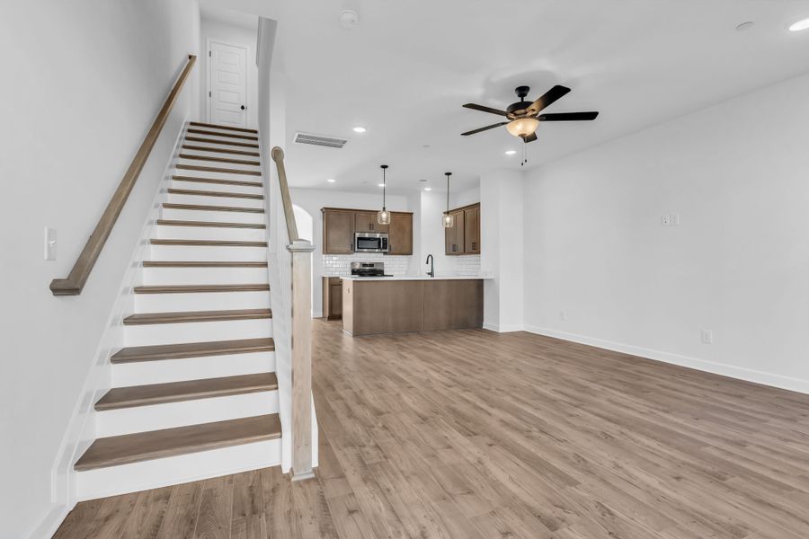 Spacious, unfurnished interior of a new home in Oxford Station, Gallatin (Image 13). Spacious, unfurnished interior of a new home in Oxford Station, Gallatin (Image 13).
