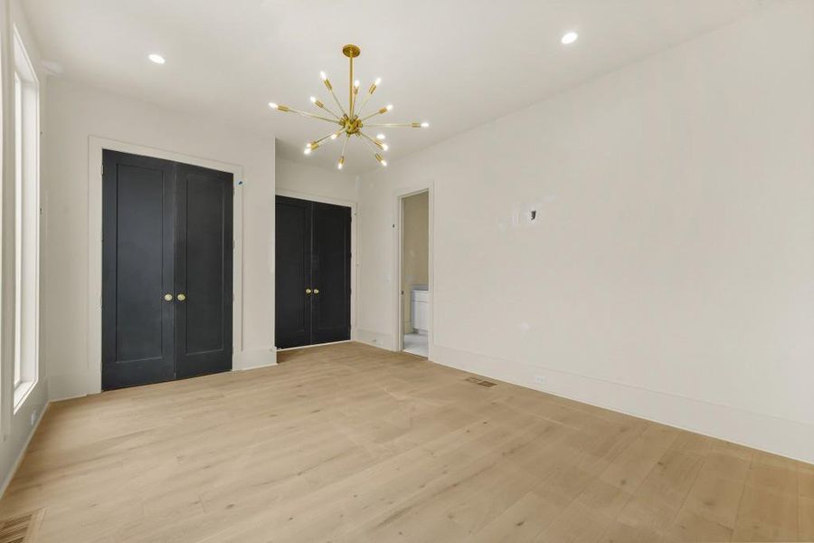 Spacious, unfurnished interior of a new home in , Atlanta (Image 36). Spacious, unfurnished interior of a new home in , Atlanta (Image 36).