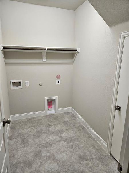 Spacious, unfurnished interior of a new home in , Godley (Image 15).