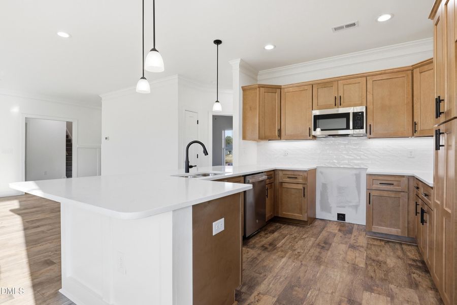 10-109 Mary Hopes Pl-10