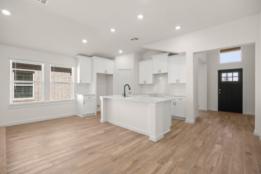 Furnished interior view inside a new home in Ashland, Houston (Image 7).