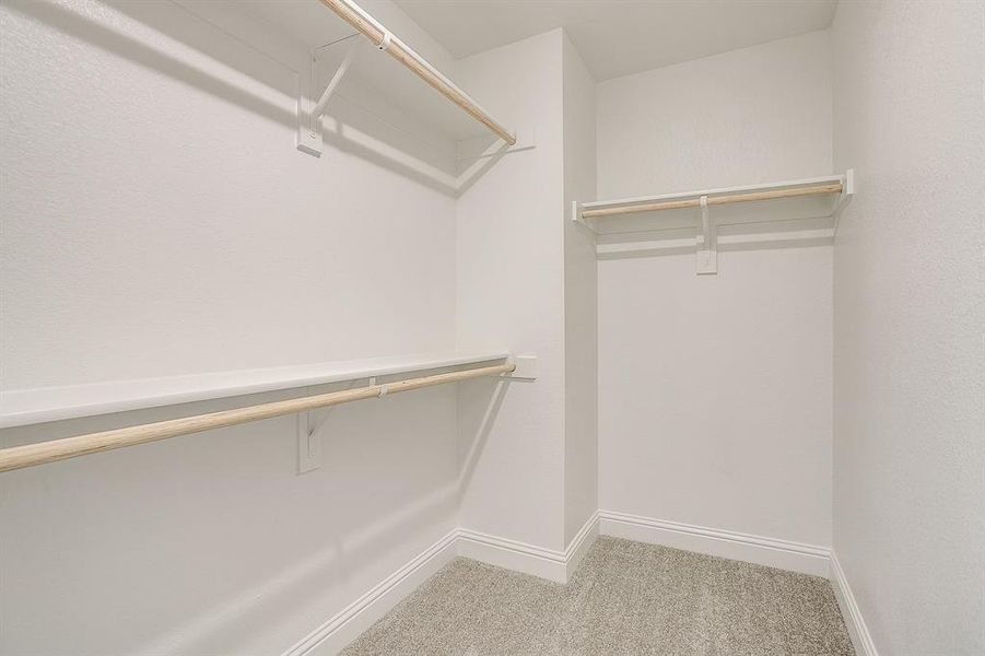 Spacious, unfurnished interior of a new home in Knight's Landing on Eden Road, Arlington (Image 28).
