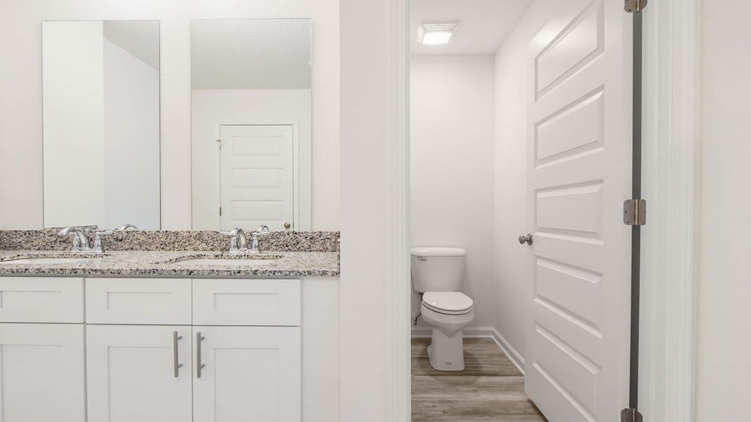 Representative furnished interior of a home built from the Robie by D.R. Horton in Riverwalk, Freeport (Image 23).