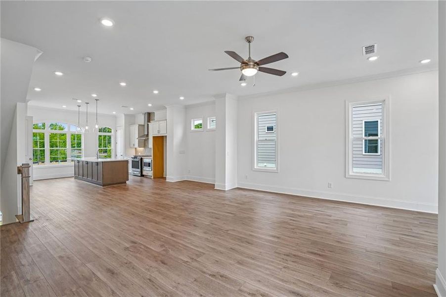 Spacious, unfurnished interior of a new home in Waterhaven, Cumming (Image 33).