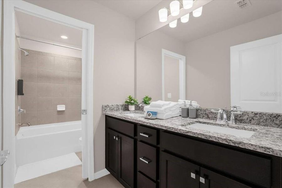 Furnished interior view inside a new home in , Clermont (Image 18).