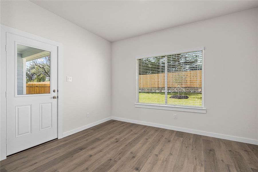 Spacious, unfurnished interior of a new home in Edmonds Ranch, Seagoville (Image 5). Spacious, unfurnished interior of a new home in Edmonds Ranch, Seagoville (Image 5).