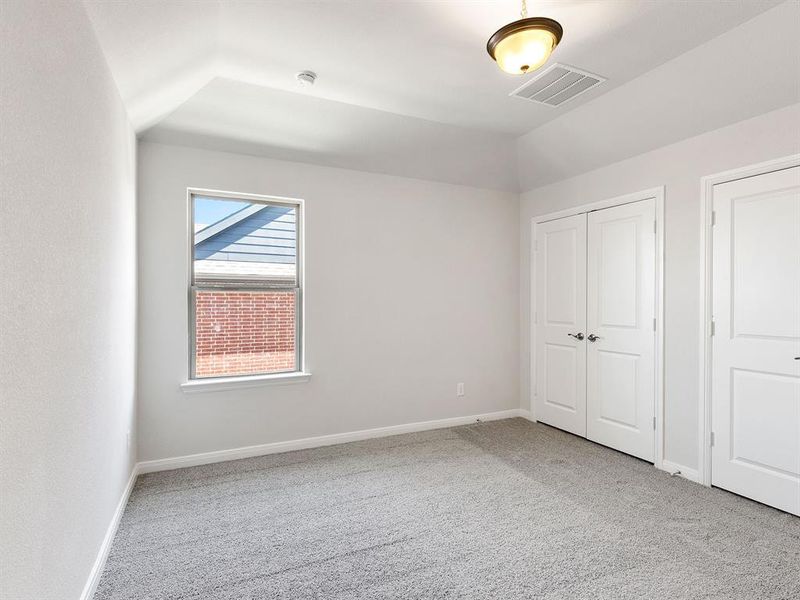 You'll find nicely sized secondary bedrooms in our 3206 floor plan.