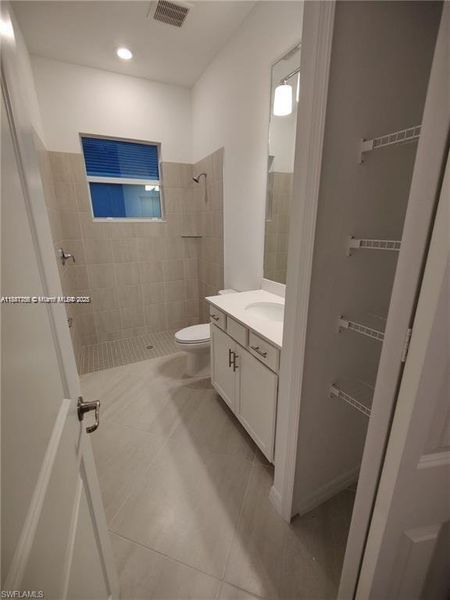 Furnished interior view inside a new home in , Immokalee (Image 37).