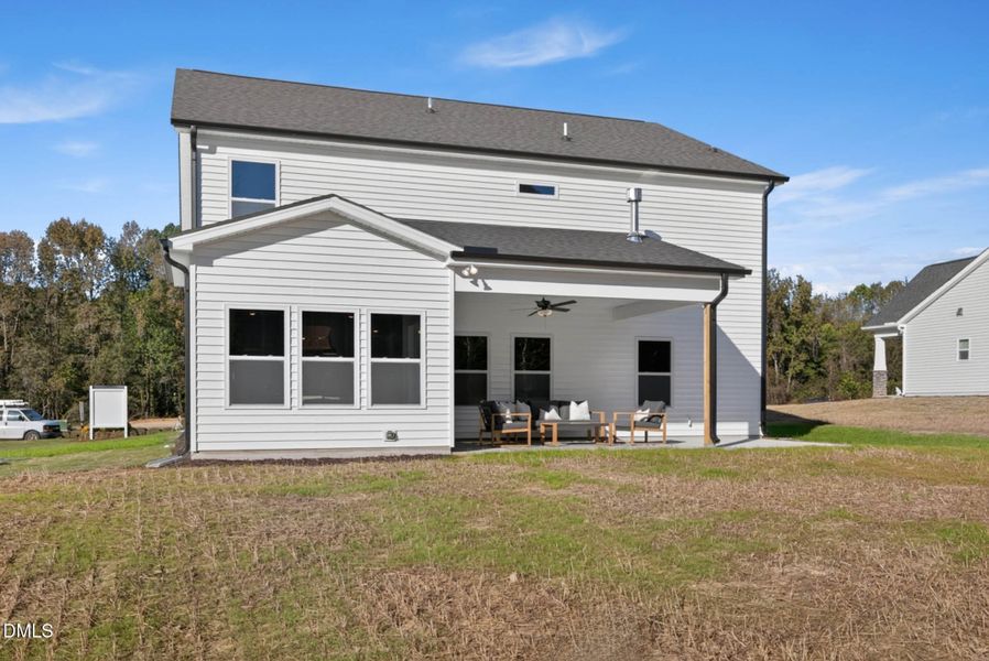 DC 39 Apex Interior-38