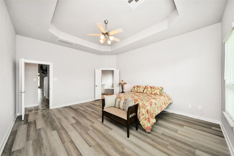 Furnished interior view inside a new home in Elm Estates, Angleton (Image 19).