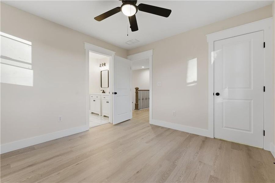 Spacious, unfurnished interior of a new home in , Conyers (Image 23).