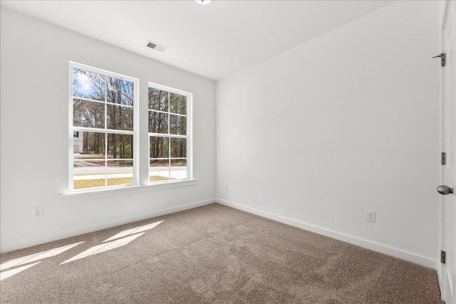 Spacious, unfurnished interior of a new home in , Statham (Image 15).