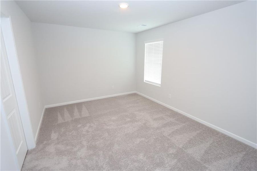 Spacious, unfurnished interior of a new home in , Conyers (Image 7).
