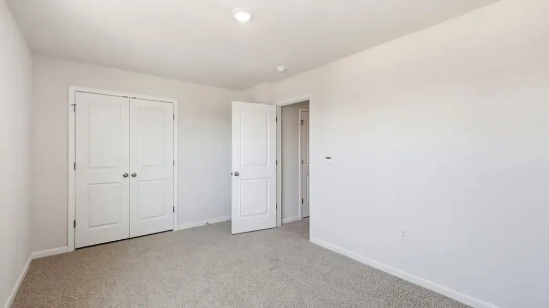 Spacious, unfurnished interior of a new home in Russell Place, Spartanburg (Image 29).