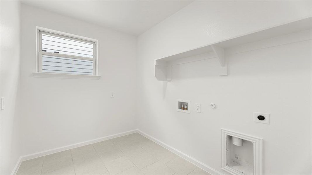 05. 1716 Edgeway - Utility