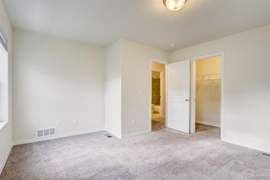 Spacious, unfurnished interior of a new home in , Colorado Springs (Image 29).