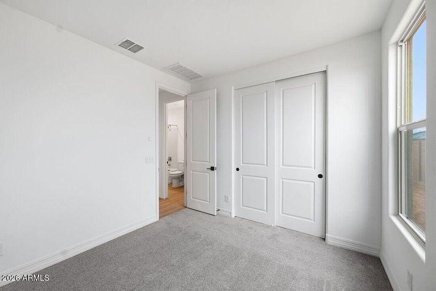 hj-az-phoenix-asante-passage-yellowstone