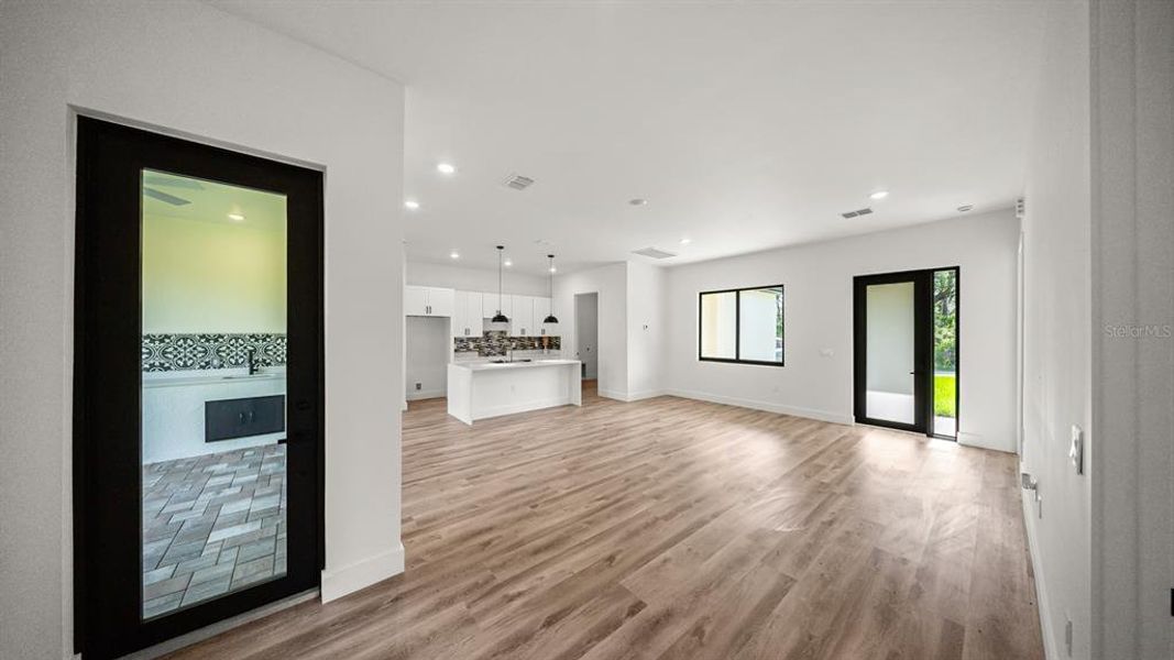 Spacious, unfurnished interior of a new home in , Port Charlotte (Image 21).