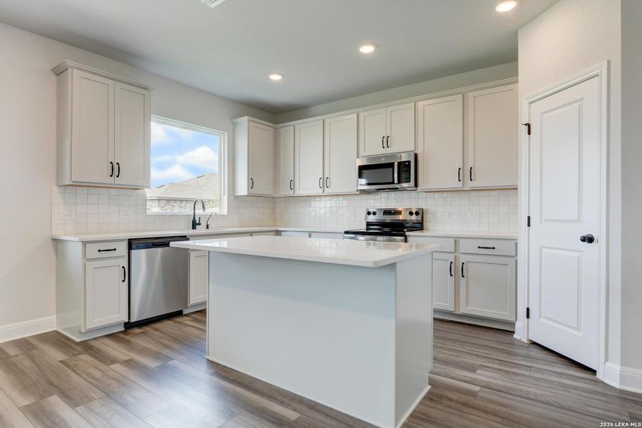 Furnished interior view inside a new home in Saddlebrook Ranch, Schertz (Image 4).