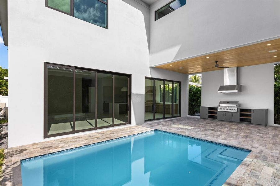 Pool 4