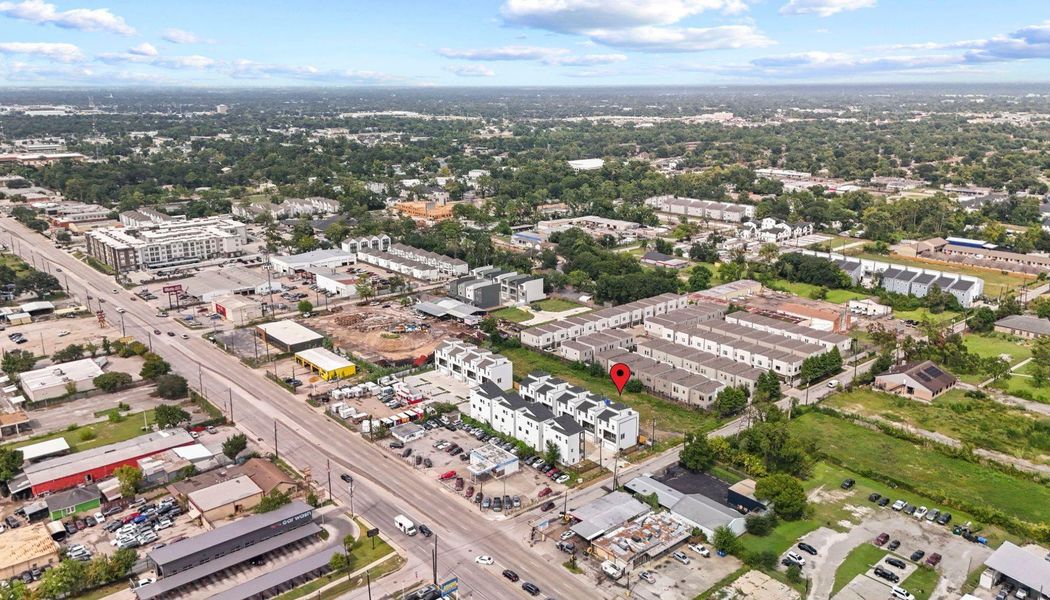 Image 34 of a home in .