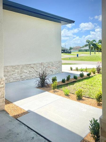 Exterior details and patio area of a home in , Cape Coral (Image 3). Exterior details and patio area of a home in , Cape Coral (Image 3).