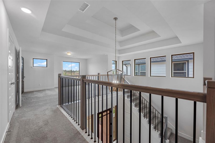 Spacious, unfurnished interior of a new home in Sienna, Missouri City (Image 12).