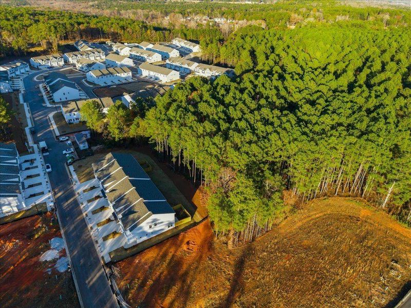 Image 33 of a home in . Image 33 of a home in .