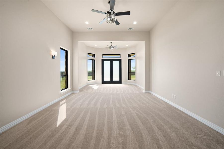Spacious, unfurnished interior of a new home in , Midlothian (Image 31).