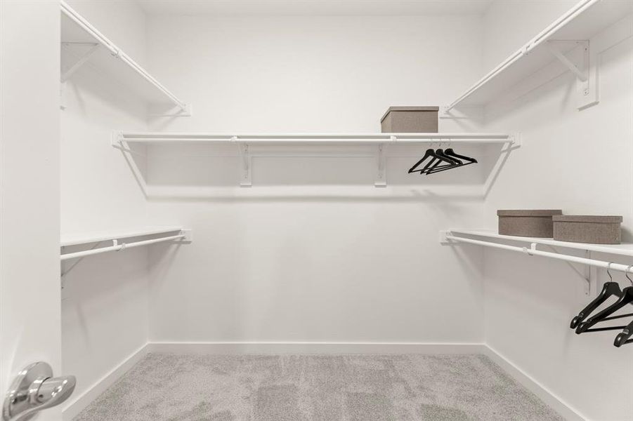 9015 Indianola_2540_Coral_Closet