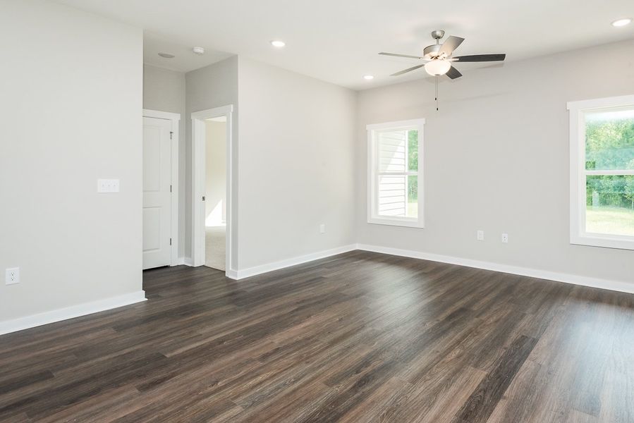 Representative unfurnished interior of a home built from the Landon by Foundation Home Builders LLC in Pallini Place, Ossipee (Image 12).