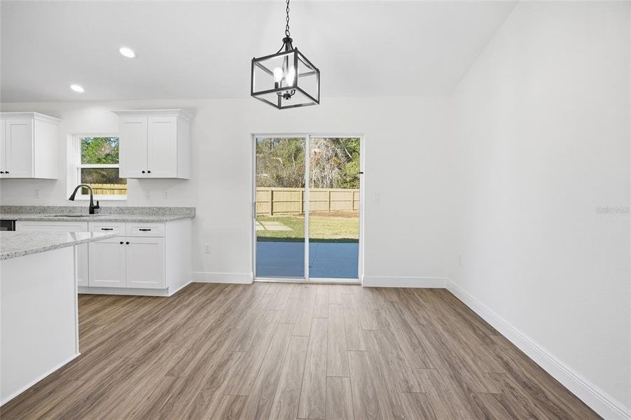 Spacious, unfurnished interior of a new home in , Citrus Springs (Image 14).