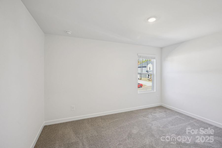 Spacious, unfurnished interior of a new home in Oxford Station, Salisbury (Image 13).