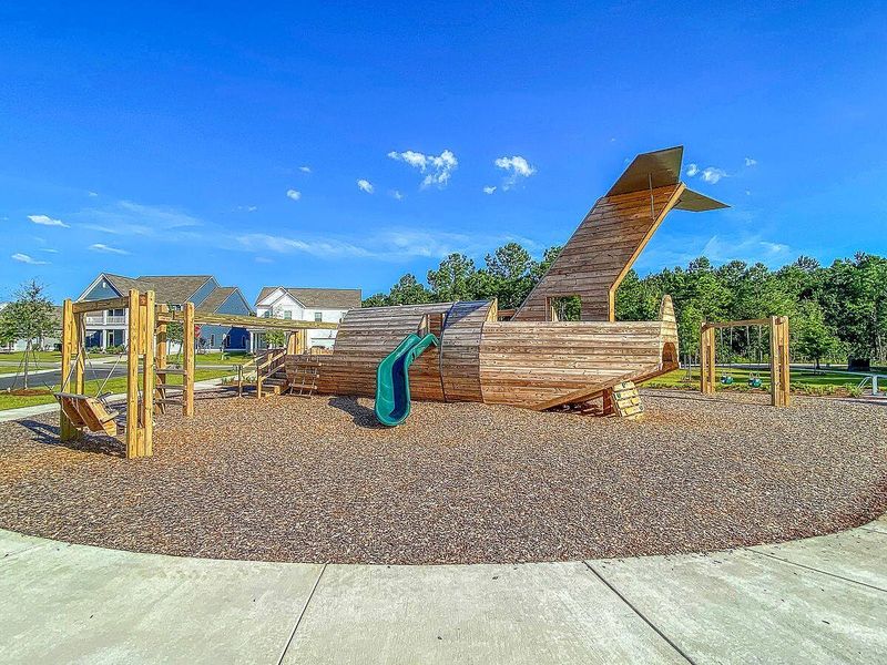 Community amenities in Limehouse Village: Arbor Series, Summerville (Image 58).