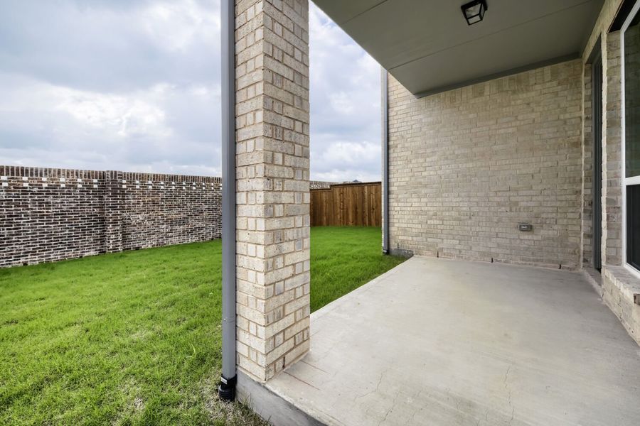 3241 Vaquero - Patio