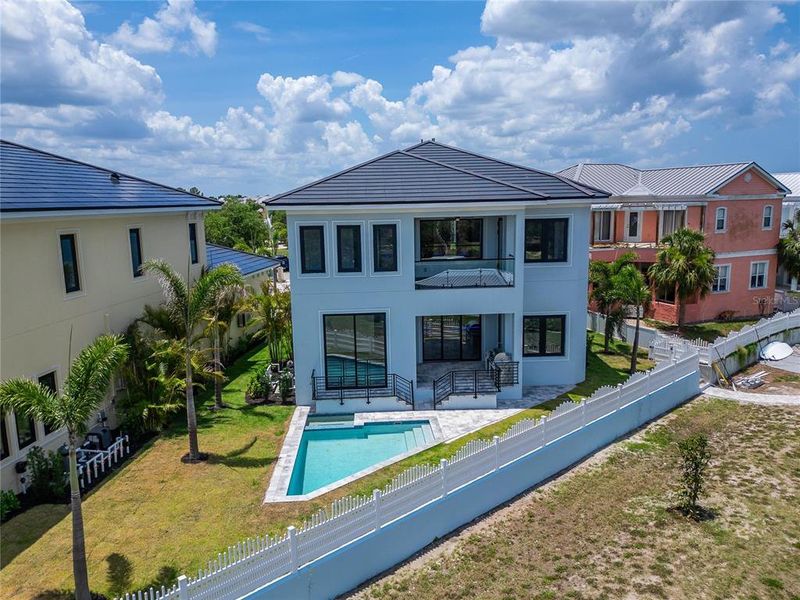 Exterior details and patio area of a home in , Apollo Beach (Image 54).
