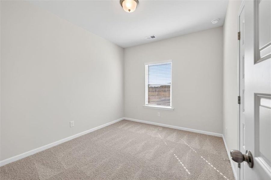 Spacious, unfurnished interior of a new home in Franklin Manor, Lawrenceville (Image 28).