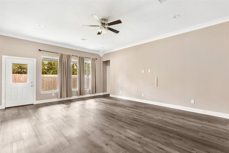 Open family room offering tons of natural light