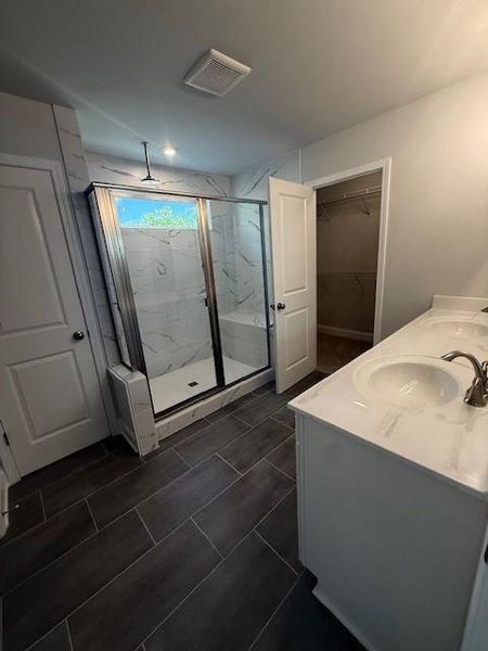 Image 24 of a home in Sierra Creek. Image 24 of a home in Sierra Creek.