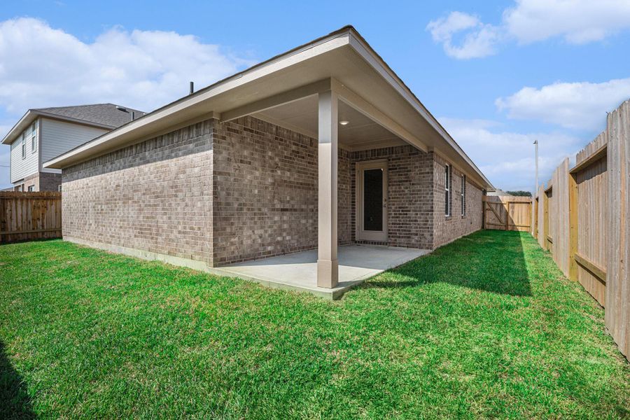 Front exterior of a new home in Kiber Reserve, Angleton, TX, highlighting curb appeal (Image 2). Front exterior of a new home in Kiber Reserve, Angleton, TX, highlighting curb appeal (Image 2).