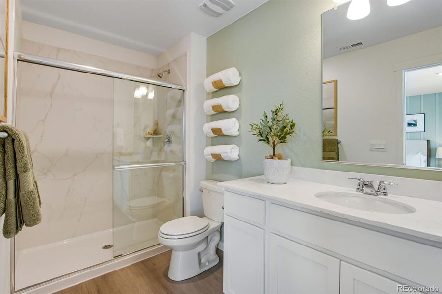 Furnished interior view inside a new home in Settlers Crossing, Commerce City (Image 5).