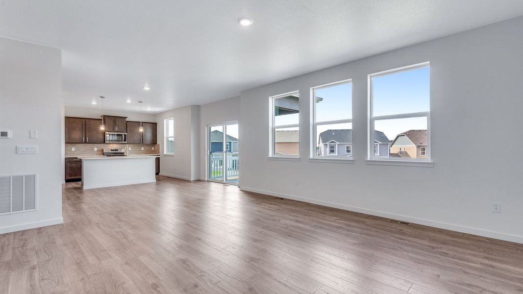Spacious, unfurnished interior of a new home in Trails at Crowfoot, Parker (Image 15). Spacious, unfurnished interior of a new home in Trails at Crowfoot, Parker (Image 15).
