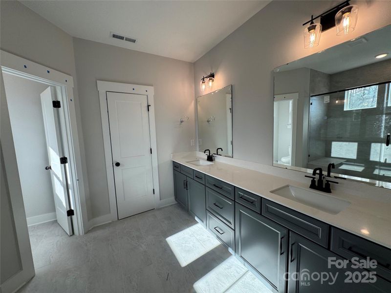 Furnished interior view inside a new home in Carrington, Stanley (Image 10).