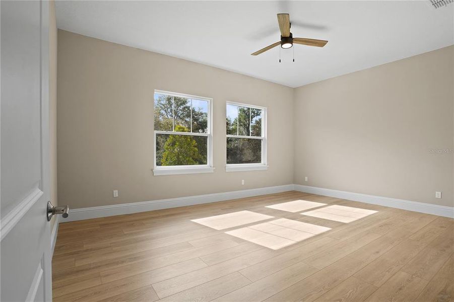 Spacious, unfurnished interior of a new home in , Apopka (Image 43).