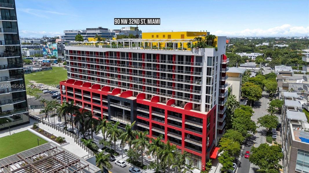 Condo located in Miami, FL showcasing its design and architecture (Image 28). Condo located in Miami, FL showcasing its design and architecture (Image 28).